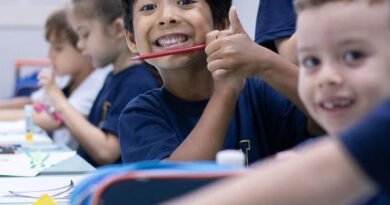 Volta às aulas exige atenção ao emocional e à rotina das crianças, alertam especialistas