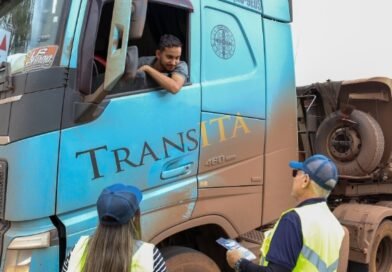 Setcemg promove blitz na BR-381 com a PRF para reforçar segurança nas estradas no Carnaval