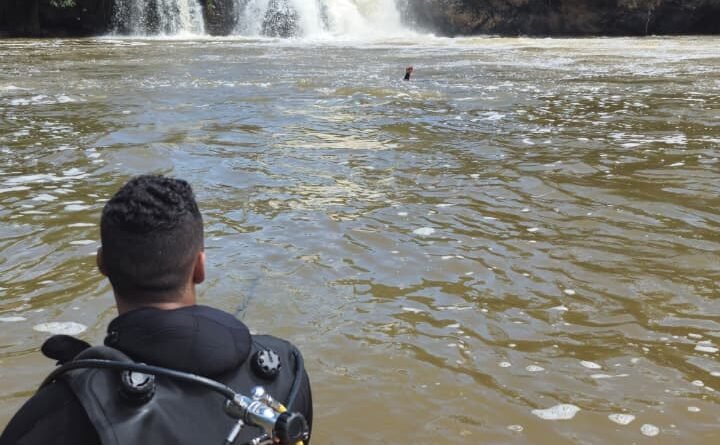 Resgate de vítima de afogamento no Balneário de Pandeiros