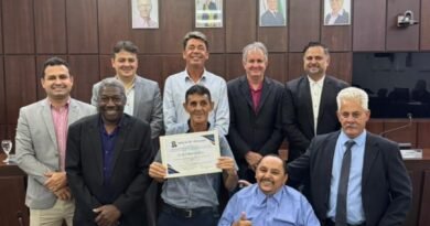 Carlos Nicácio da Silva, Servidor Público recebe Moção de Aplausos na Câmara Municipal de João Monlevade