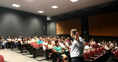 São Gonçalo do Rio Abaixo: Saúde mental no trabalho e na vida é tema de palestra para servidores da Educação
