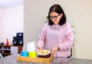 Mulheres dedicam mais de mil horas por ano ao trabalho doméstico não remunerado