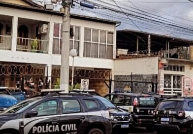 Suspeito de matar ex-companheira a golpes de faca é indiciado por feminicídio