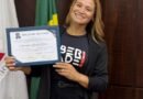 Câmara de João Monlevade entrega Moções de Aplausos à Escola Luiz Prisco e à educadora Amanda Ribeiro