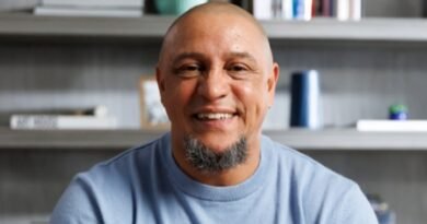 Banco Mercantil convoca ex-jogador Roberto Carlos para campanha nacional durante a Copa do Mundo