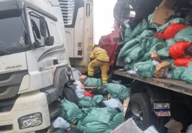 FRANCISCO SÁ: BOMBEIROS ATENDEM GRAVE ACIDENTE NA BR-251 COM UMA VÍTIMA FATAL