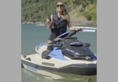 Após caso de sobrevivente encontrada à deriva no mar, especialista reforça importância do rádio VHF em motos aquáticas