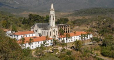 Santuário do Caraça celebra Corpus Christi com Missa Solene e Procissão do Santíssimo Sacramento