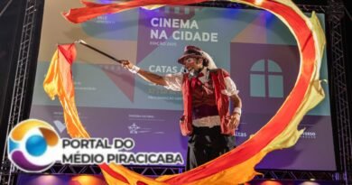 CINEMA NA CIDADE LEVA CINEMA, MÚSICA, CIRCO E CONTAÇÃO DE HISTÓRIAS AO DISTRITO DE MORRO D’ÁGUA QUENTE, EM CATAS ALTAS CINEMA NA CIDADE LEVA CINEMA, MÚSICA, CIRCO E CONTAÇÃO DE HISTÓRIAS AO DISTRITO DE MORRO D’ÁGUA QUENTE, EM CATAS ALTAS