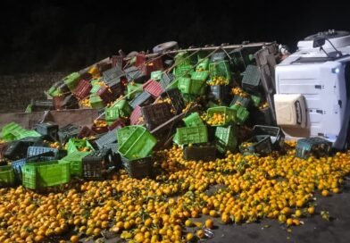 BH: CAPOTAMENTO DE CAMINHÃO NO ANEL RODOVIÁRIO MOBILIZA O CORPO DE BOMBEIROS, HOJE DE MADRUGADA