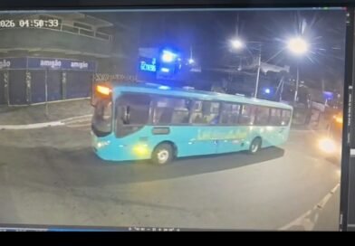 IDOSO MORREU ATROPELADO POR ÔNIBUS EM RIBEIRÃO DAS NEVES NA MANHÃ DE HOJE (ASSISTA O VÍDEO)