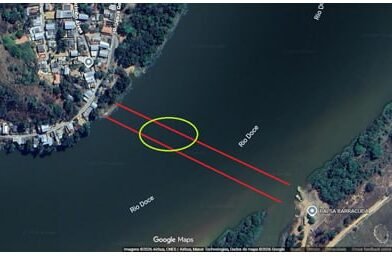 Bombeiros atendem ocorrência de busca de pessoa submersa nas aguas do Rio Doce, Ian está desaparecido