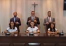 Vereadores mirins tomam posse e elegem Mesa Diretora para 2026