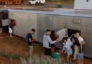 BOMBEIROS ATENDEM OCORRÊNCIA DE ACIDENTE DE ÔNIBUS DE VIAGEM NA LMG-799, PASSAGEIROS DEIXARAM O VEÍCULO PELO TETO