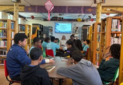 Lançamento de livro reúne poesia e inteligência artificial em oficina com estudantes de Betim