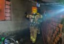 BOMBEIROS MILITARES COMBATEM INCÊNDIO EM RESIDÊNCIA EM SALINAS
