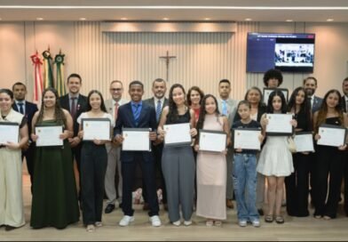 Câmara homenageia estudantes e atletas que se destacaram representando São Gonçalo