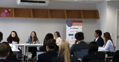 Estudantes de Direito representam MG na XVII Competição Brasileira de Arbitragem e Mediação Empresarial Estudantes de Direito representam MG na XVII Competição Brasileira de Arbitragem e Mediação Empresarial