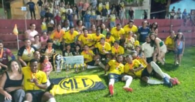 Em jogo eletrizante, principalmente no segundo tempo, a equipe da Mãe D’água venceu o Recreio e ficou com o título de Campeão da Copa Integração Em jogo eletrizante, principalmente no segundo tempo, a equipe da Mãe D’água venceu o Recreio e ficou com o título de Campeão da Copa Integração